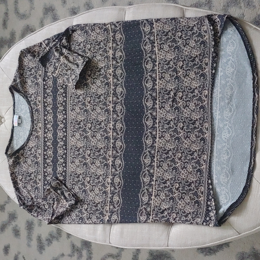 5/$25 Lularoe Irma Tunic Shirt Top Small Black Lace